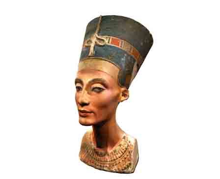 Бюст Нефертити (как в музее) / от C. Yamahata