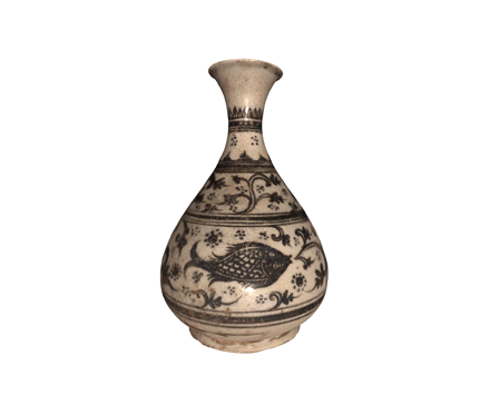 Kalong Vase by Cleveland Museum of Art
